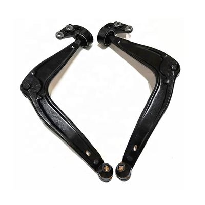Natuurrubber Bushing Elektrisch voertuig voorste onderste bedieningsarm voor SAIC Roewe 550 08-