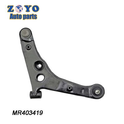 Links Positie Voorste onderste bedieningsarm voor Mitsubishi Lancer MR403419 RK620384