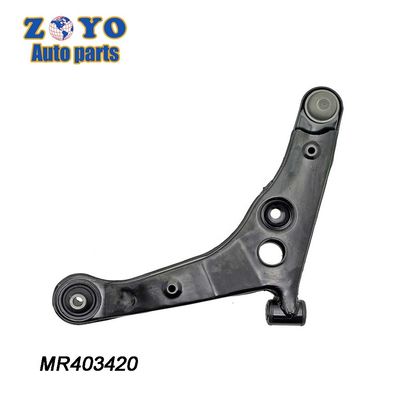 RK620345 MR403420 Rechts onderste ophangingsbesturingsarmen voor Mitsubishi Lancer 02-06