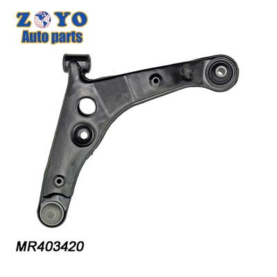 RK620345 MR403420 Rechts onderste ophangingsbesturingsarmen voor Mitsubishi Lancer 02-06