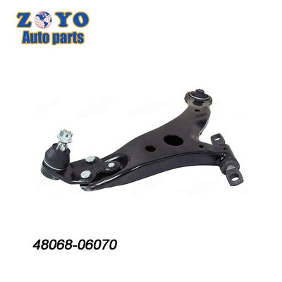 K620333 Rubberen onderdelen voor Toyota Lexus RX400h voorste onderste bedieningsarm