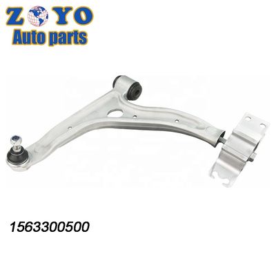 1563300500 Linker ophangingsbeheerraam voor Mercedes-Benz CLA250 14-18 en balgewricht