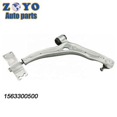 1563300500 Linker ophangingsbeheerraam voor Mercedes-Benz CLA250 14-18 en balgewricht