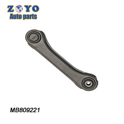 Autozone Control Arm voor Mitsubishi Mirage 2004 Zwarte E-coating en Nature Rubber Bushing